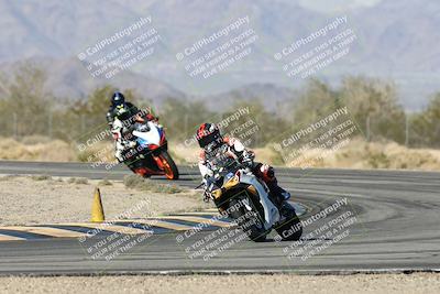 media/Dec-04-2025-Racers Edge (Thu) [[5ebc9f124d]]/3-B Group/1-Session 1 (Turn 7)/